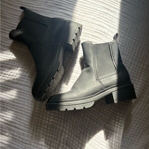 Rocket Dog Black Chelsea Boots